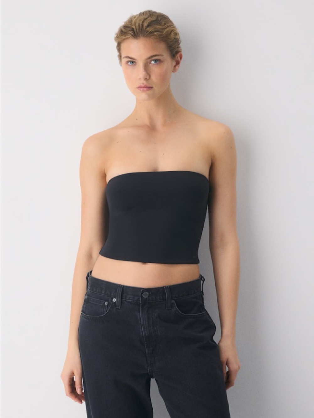Black Contour Crop Tube Top